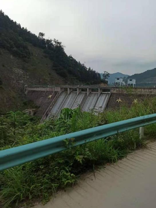 进水三亿体育_三亿(中国)一站式服务官方网站现场环境